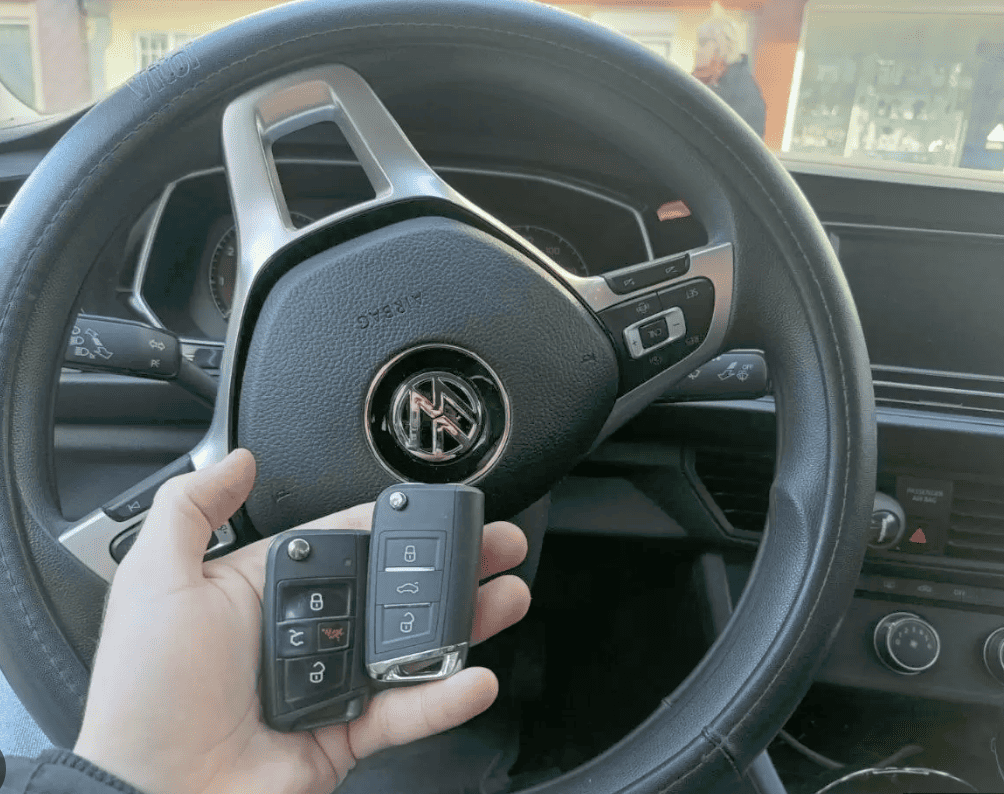 Аварійне відкриття авто в Ужгороді від 150 грн. 1 Аварійне відкриття авто в Ужгороді від 150 грн